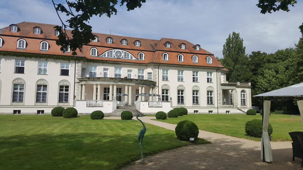 Hotel Schloss Storkau 외부 사진