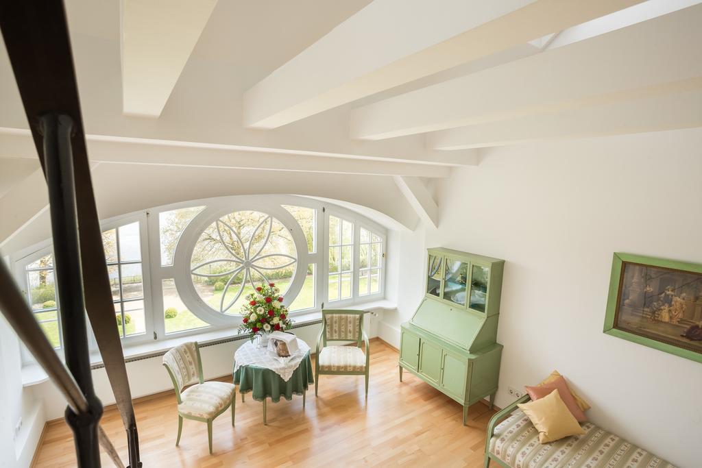 Hotel Schloss Storkau 외부 사진