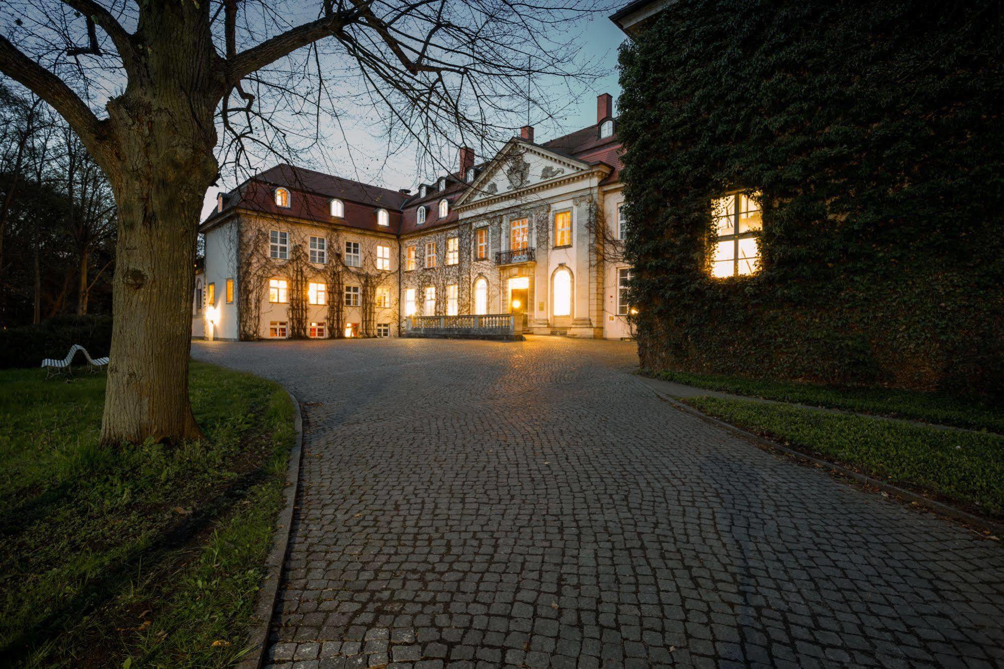 Hotel Schloss Storkau 외부 사진